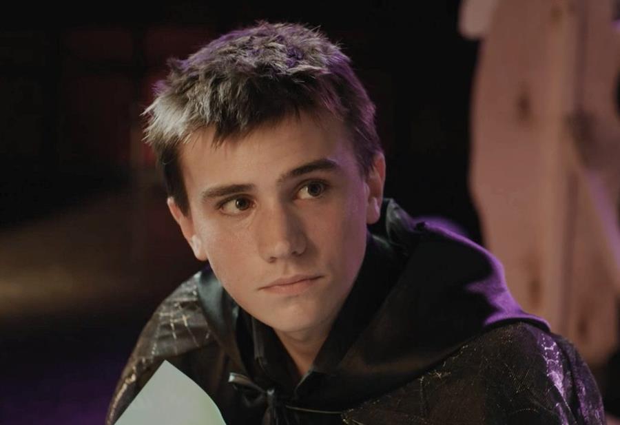 Описание сериала Анна медиум (4 сезон) 2025 года