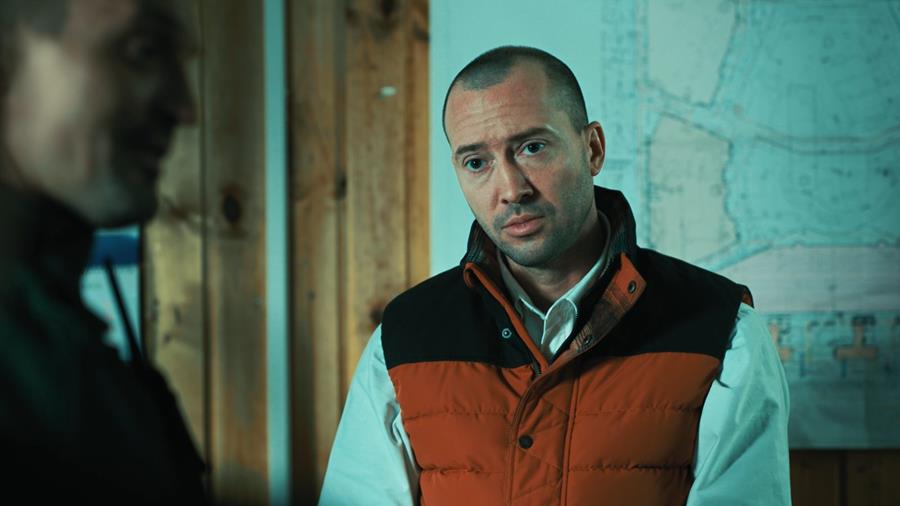 Читать краткое описание концовки сериала Васька 2025 года на канале НТВ