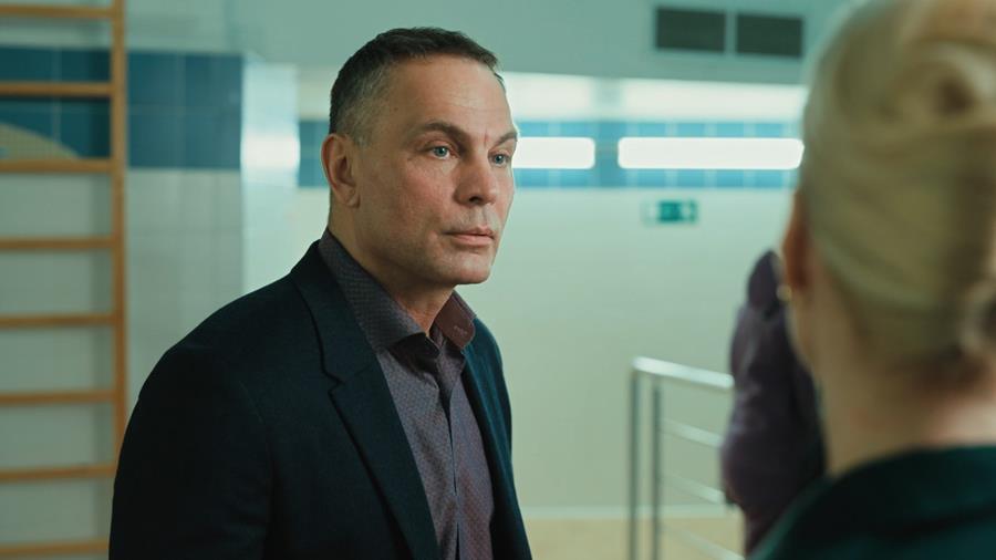 Читать краткое описание сериала Васька 2025 года на канале НТВ