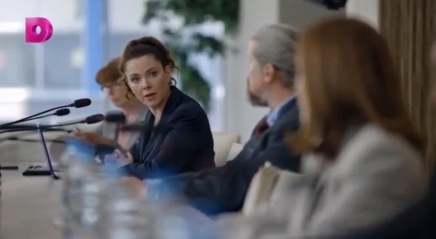 Чем закончится сериал «Белый лист»: Ольга на докладе Ивана Бутина