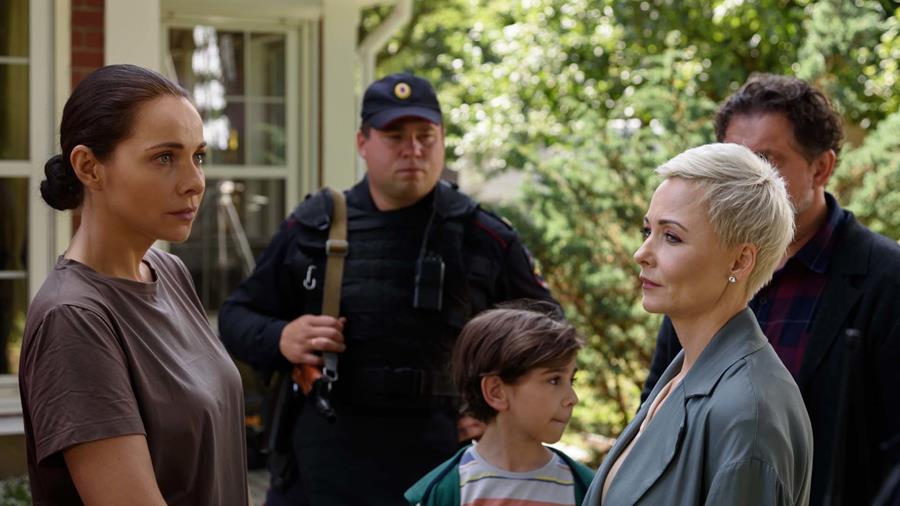 Читать краткое содержание сюжета всех 4 серий сериала Наперекор судьбе 2021 на канале Россия