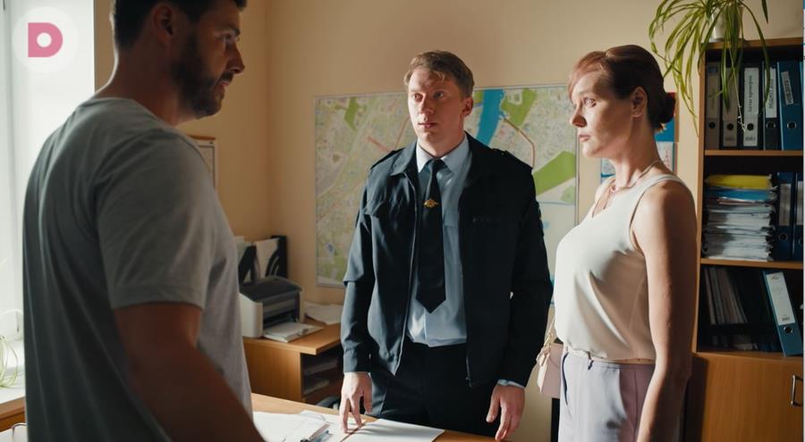 Читать краткое описание содержания всех 4 серий сериала Недостойные наследники 2025 года на канале Домашний
