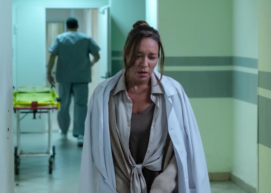 Читать краткое описание всех 4 серий сериала Моя чужая семья 2025 на канале Домашний