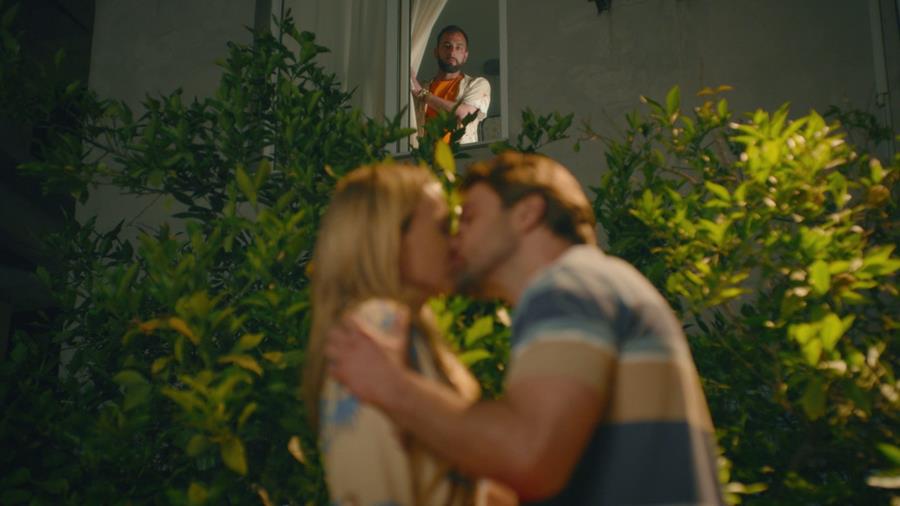 Читать краткое содержание всех 4 серий и концовки сериала Тысяча роз 2025 года на канале Россия