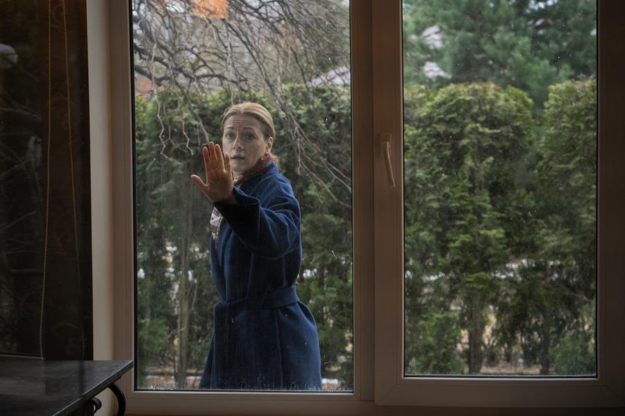 Читать краткое содержание сюжета всех 4 серий сериала Узы прошлого 2025 года на канале Россия