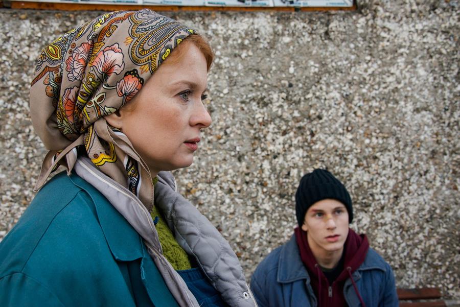 Читать краткое описание всех 4 серий сериала Самая самая 2025 года на канале Россия