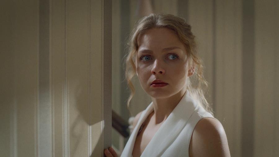     4         2025     1