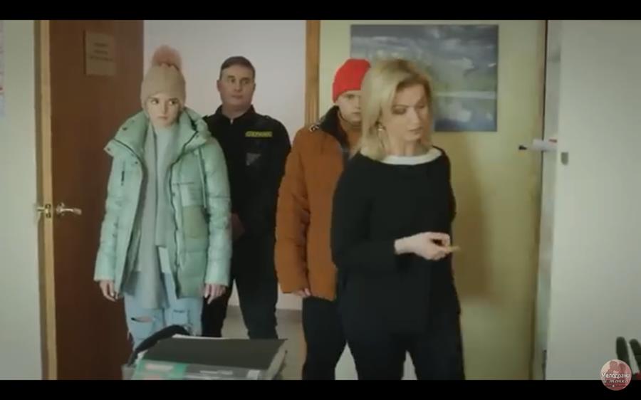 Последняя серия сериала Девятый вал: подростки раскрывают заговор Савельевой против Жени