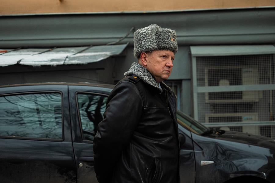 Читать краткое содержание всех 20 серий сериала Тайный советник 2025 года