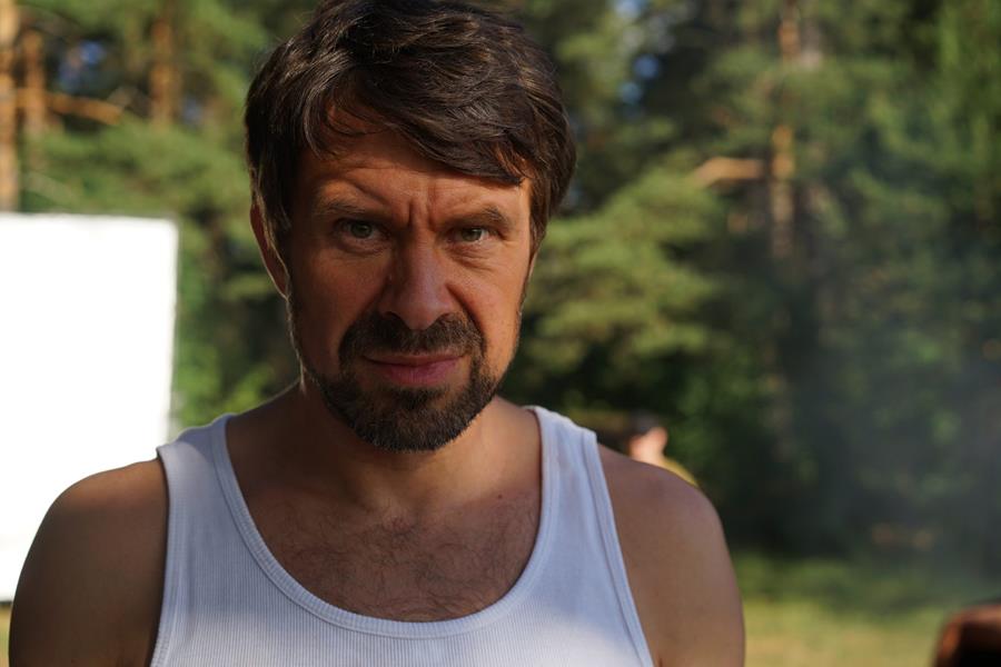 Читать краткое описание сюжета всех 16 серий сериала Большая вода 2025 года на НТВ