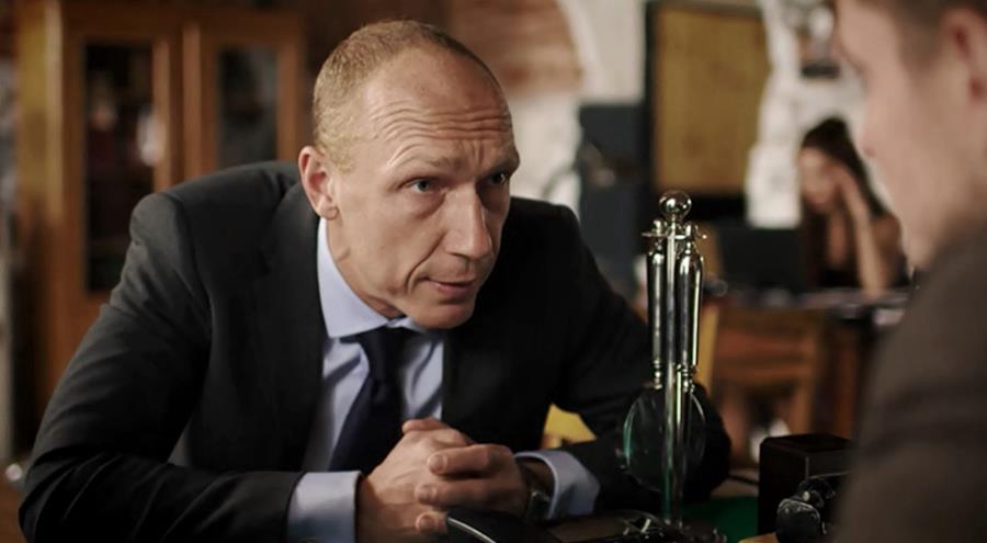 Кадры из сериала Слишком много любовников 2026