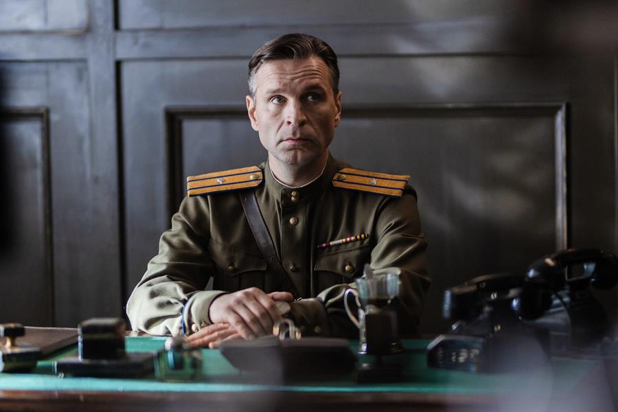 Кадр из телесериала «Художник-2» Тимура Алпатова